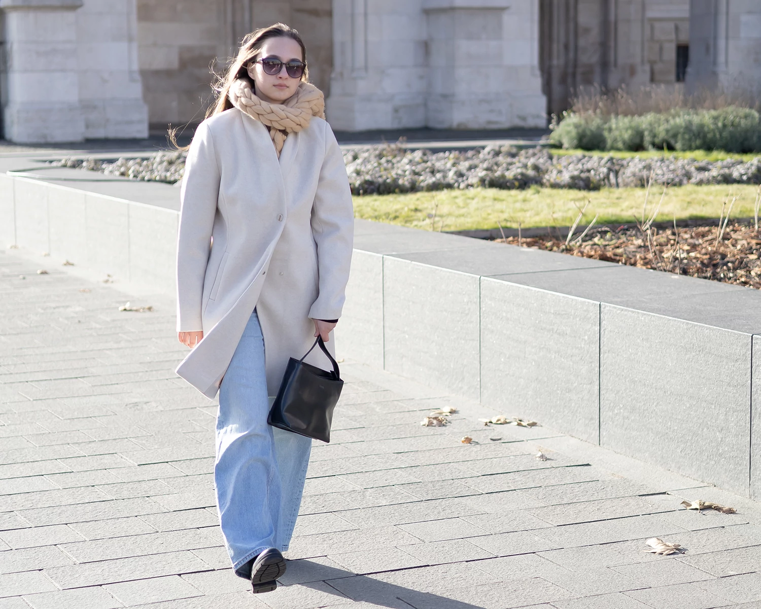 Giant Knitted, Oversized Scarf