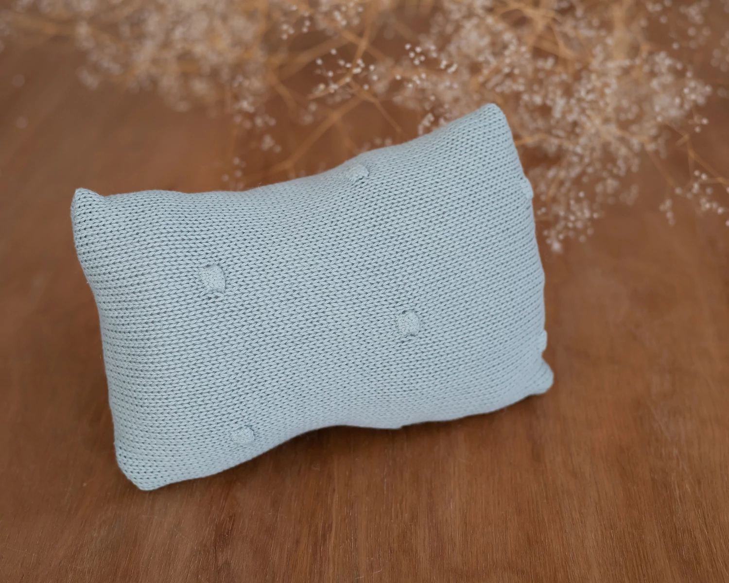 Tengerszín, bogyómintás párna újszülött fotózáshoz