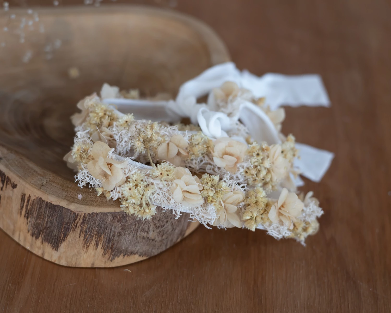 Krém - barack, koszorú jellegű fejpánt - megkötős, univerzális méret