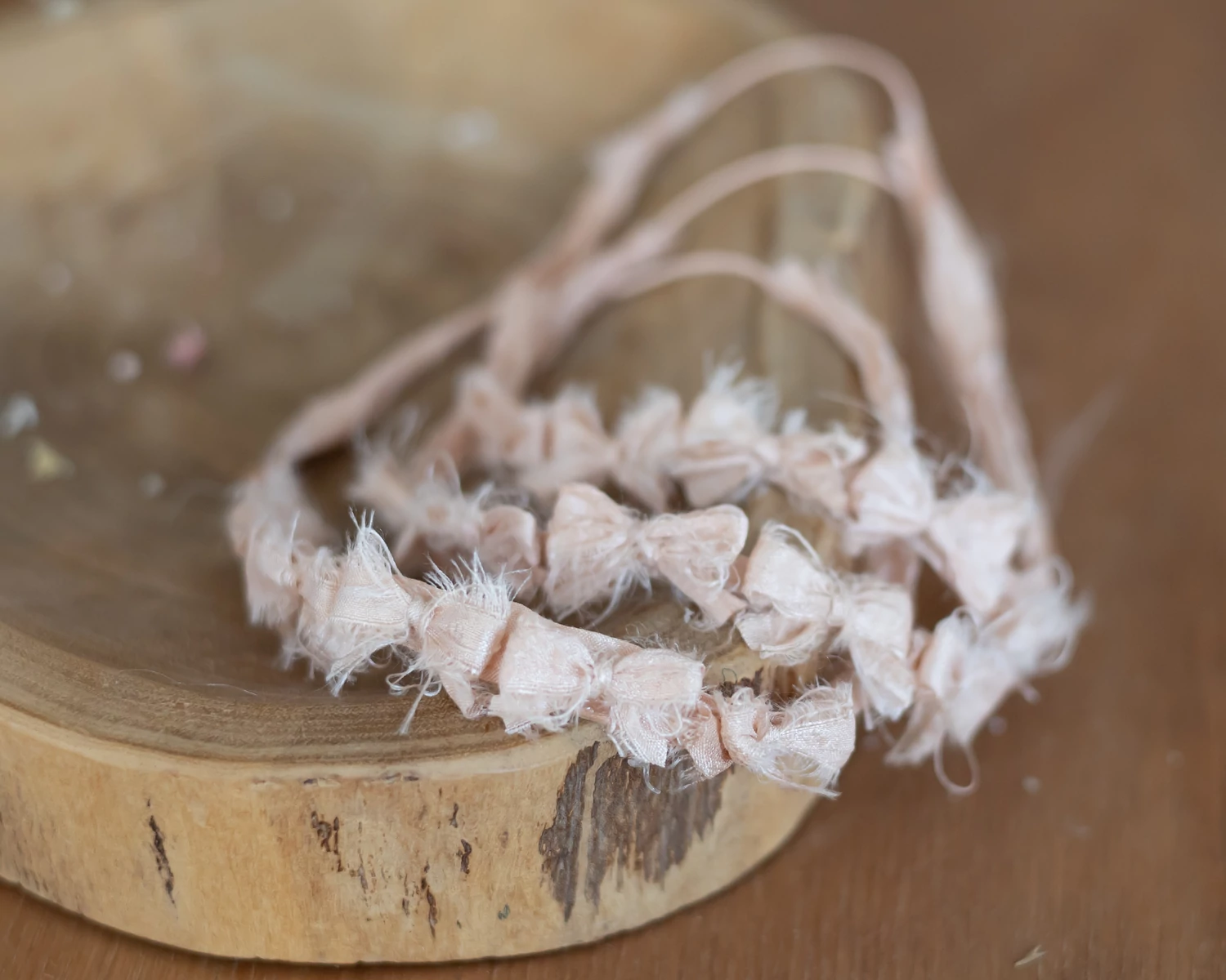 Fáradt barack, selyem masnis fejpánt - újszülött méret