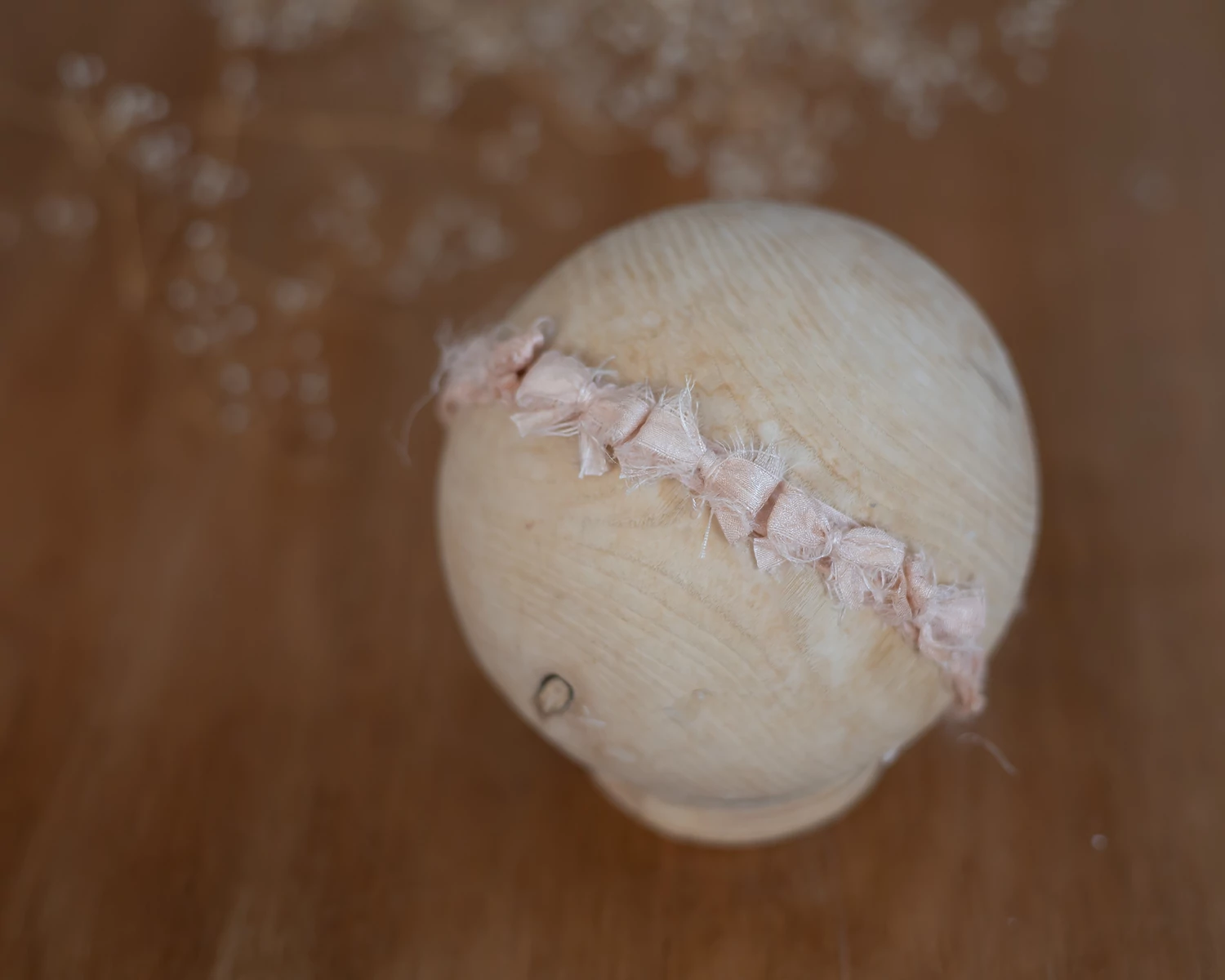 Fáradt barack, selyem masnis fejpánt - újszülött méret