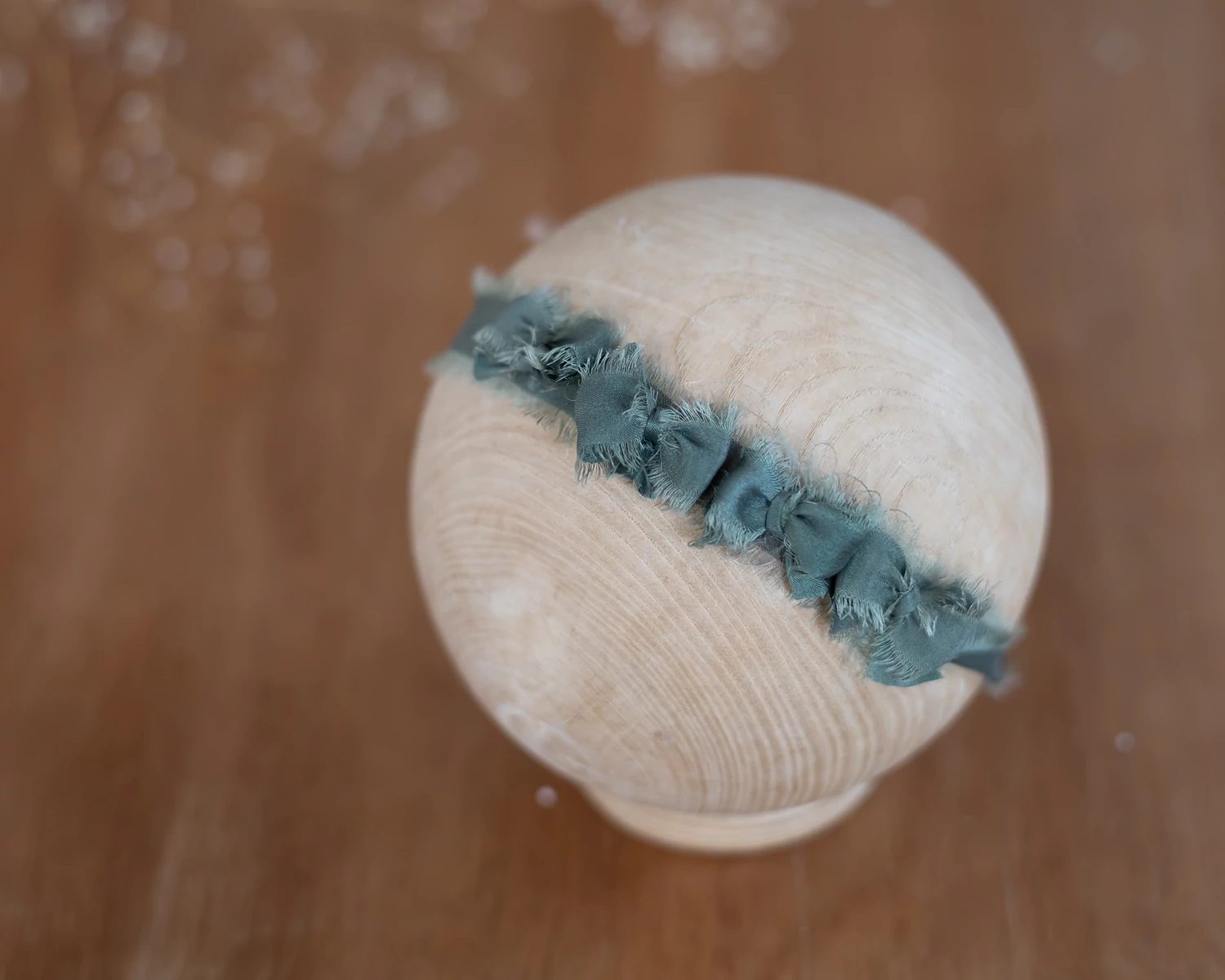 Zöld, selyem masnis fejpánt - újszülött méret