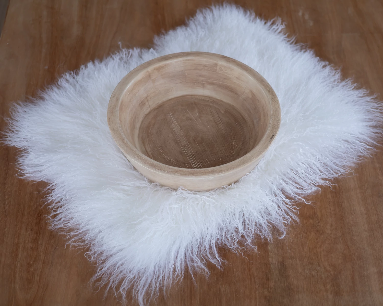 Hófehér göndör valódi flokati szőrme - nagy méret "XL"