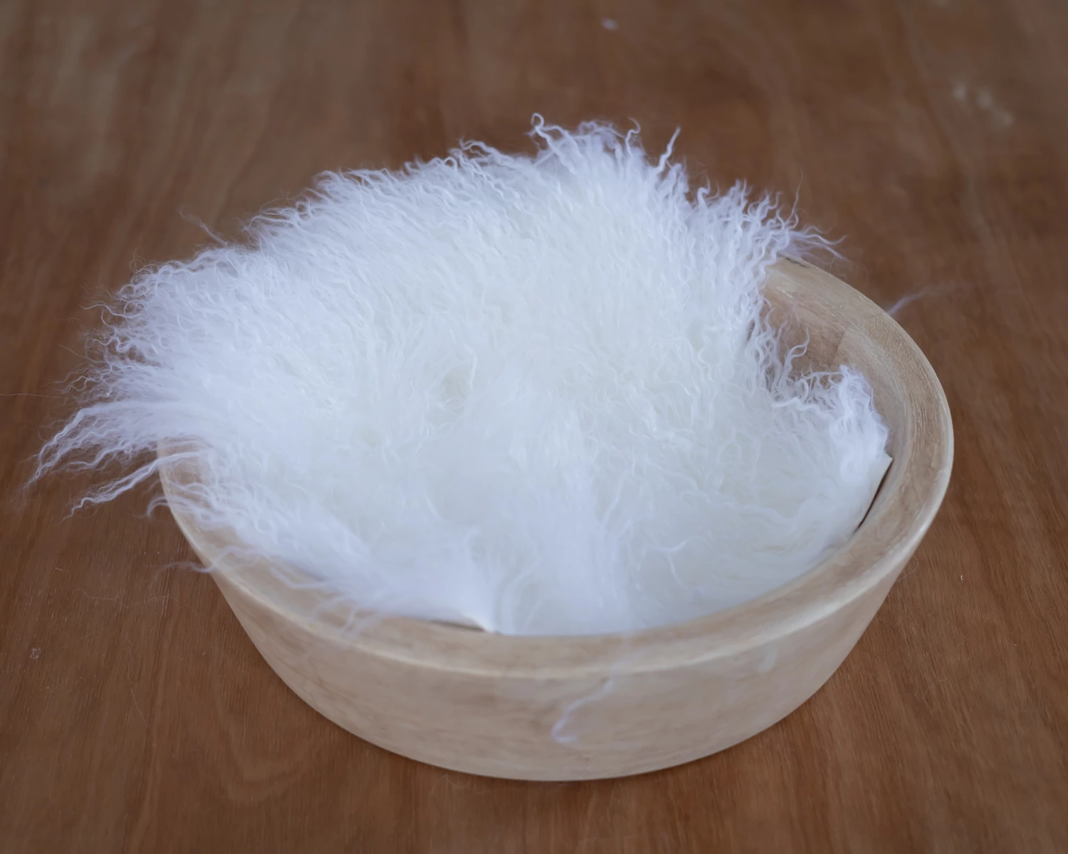 Hófehér göndör valódi flokati szőrme - kis méret "S"