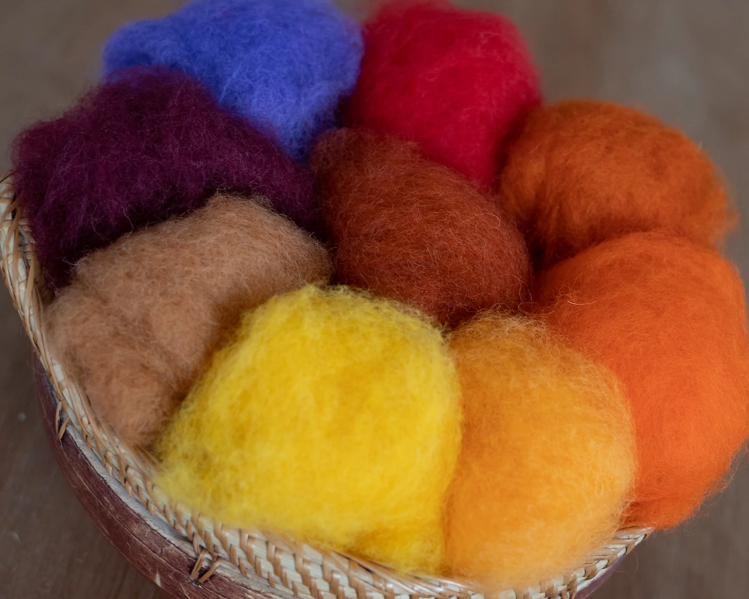 Gyapjú csomag 9 színben nemezeléshez és fonáshoz – "Naplemente" - 45g