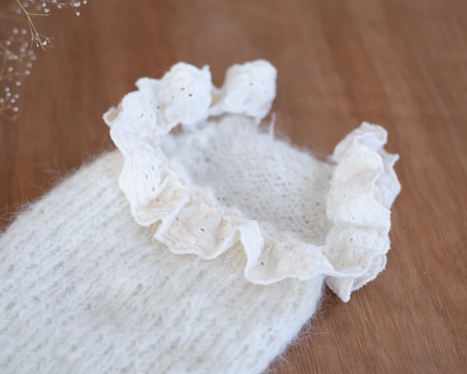 Kötött törtfehér csipkés body /romper újszülött fotózáshoz