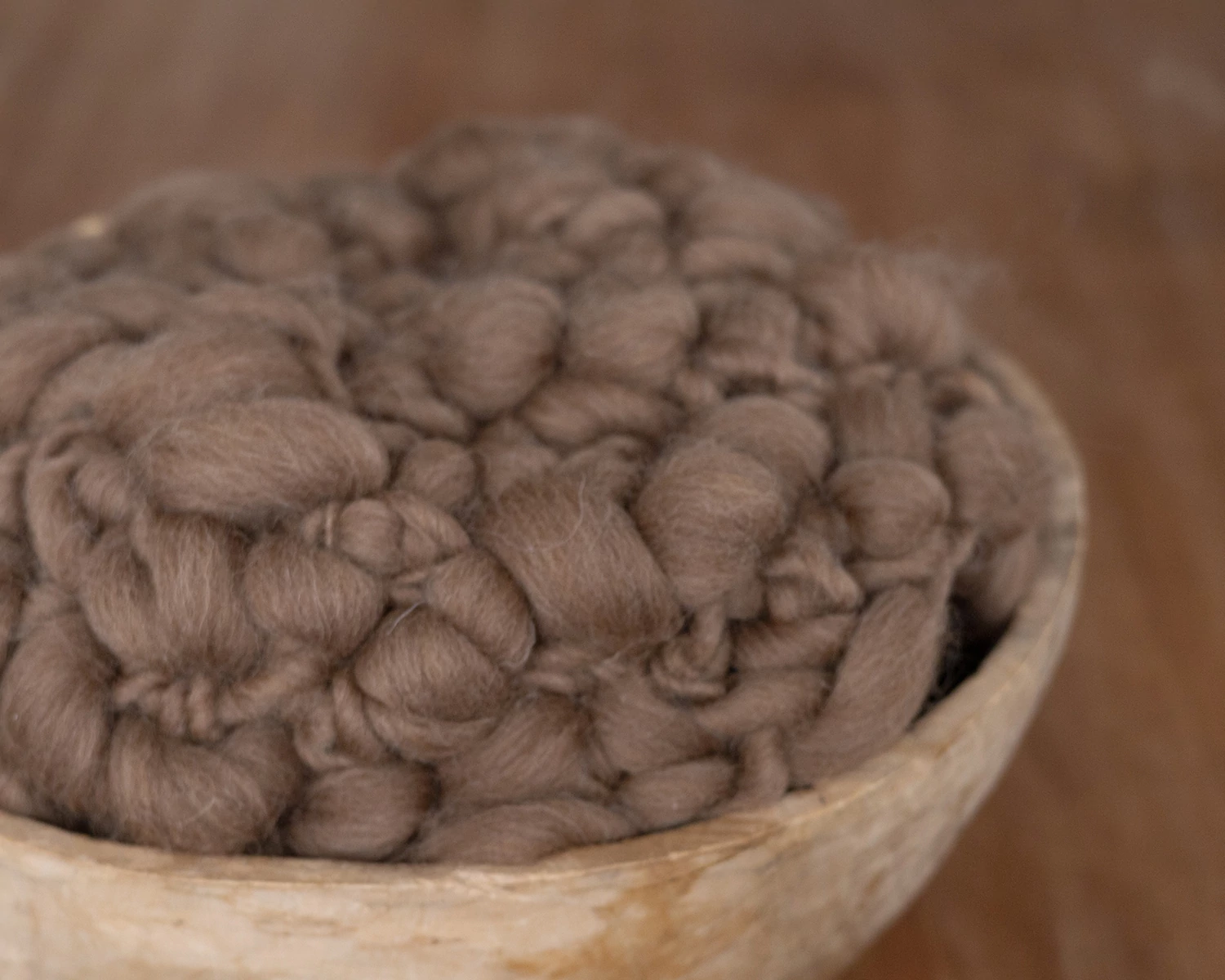 Warm Brown Chunky Wool Blanket / Layer, Oval  - Newborn Photography Prop