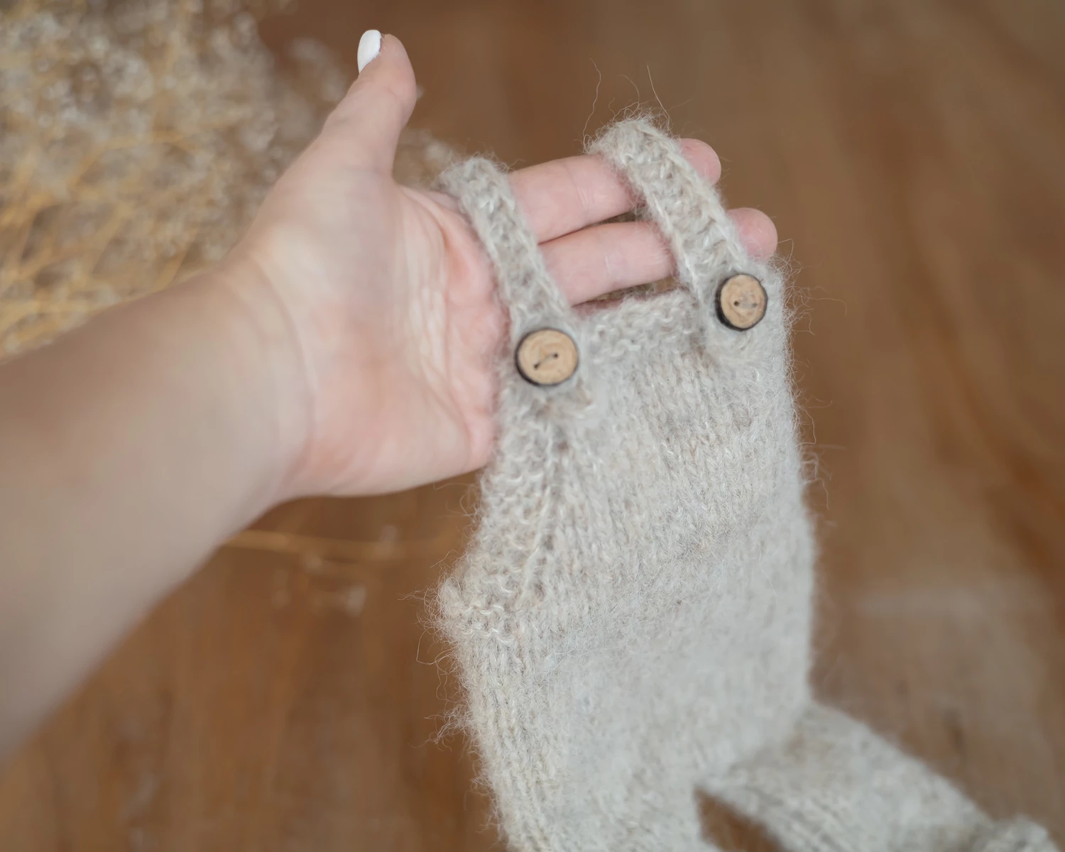 Kötött világos bézs kantáros kertész nadrág - újszülött fotózáshoz