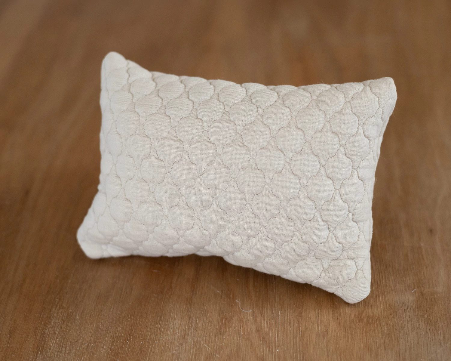 Cream posing pillow - newborn photo prop