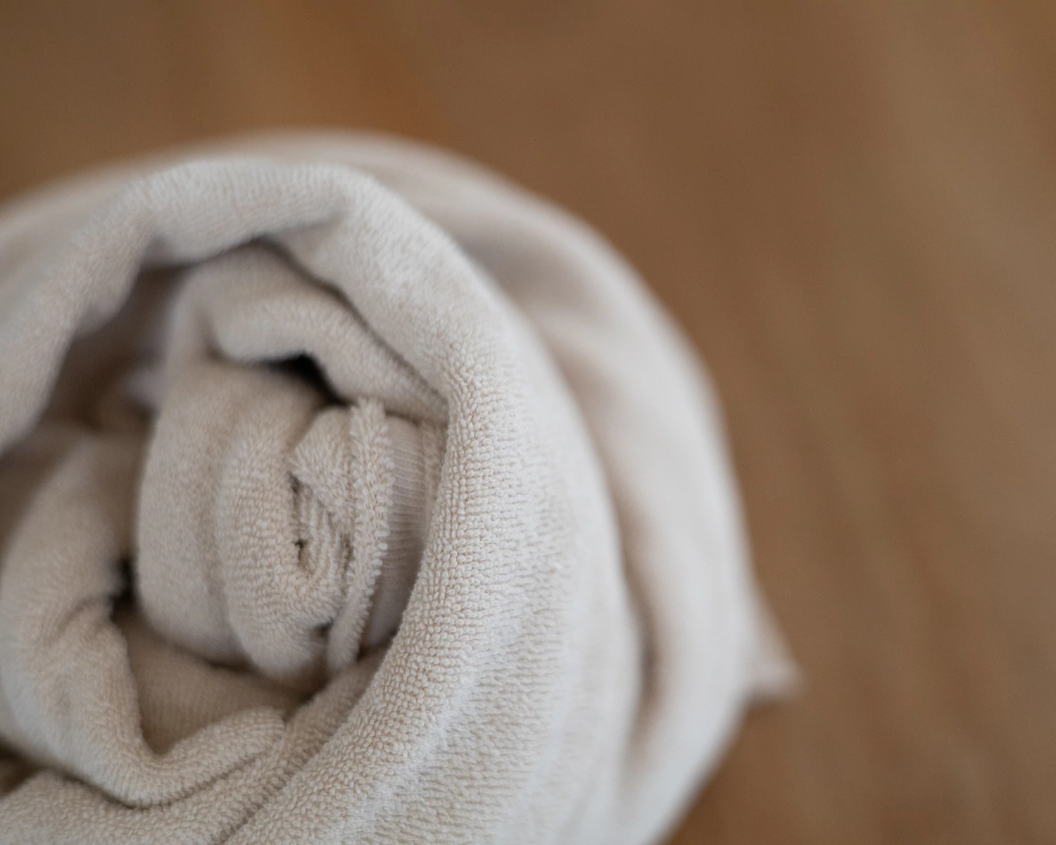 Cream Stretch Rustic Wrap 140cm  F