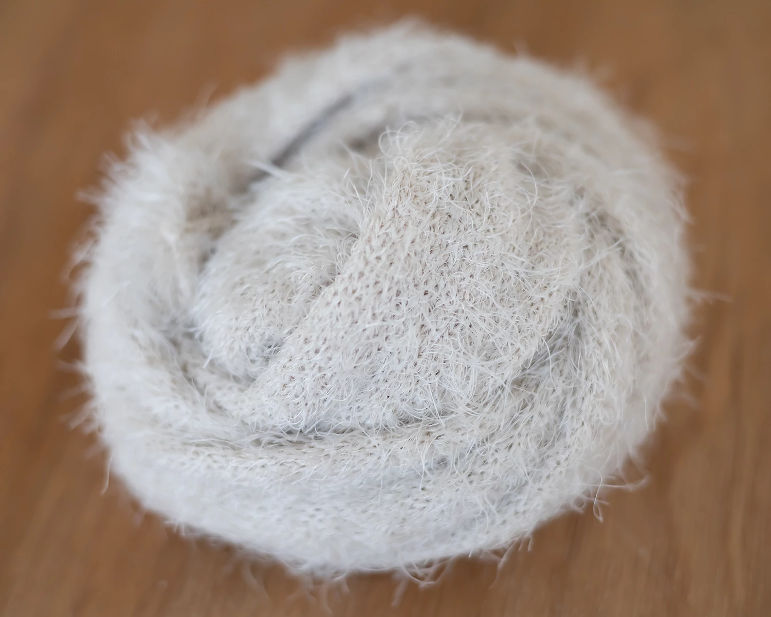 Világos bézs mohair jellegű elasztikus wrap - 90cm