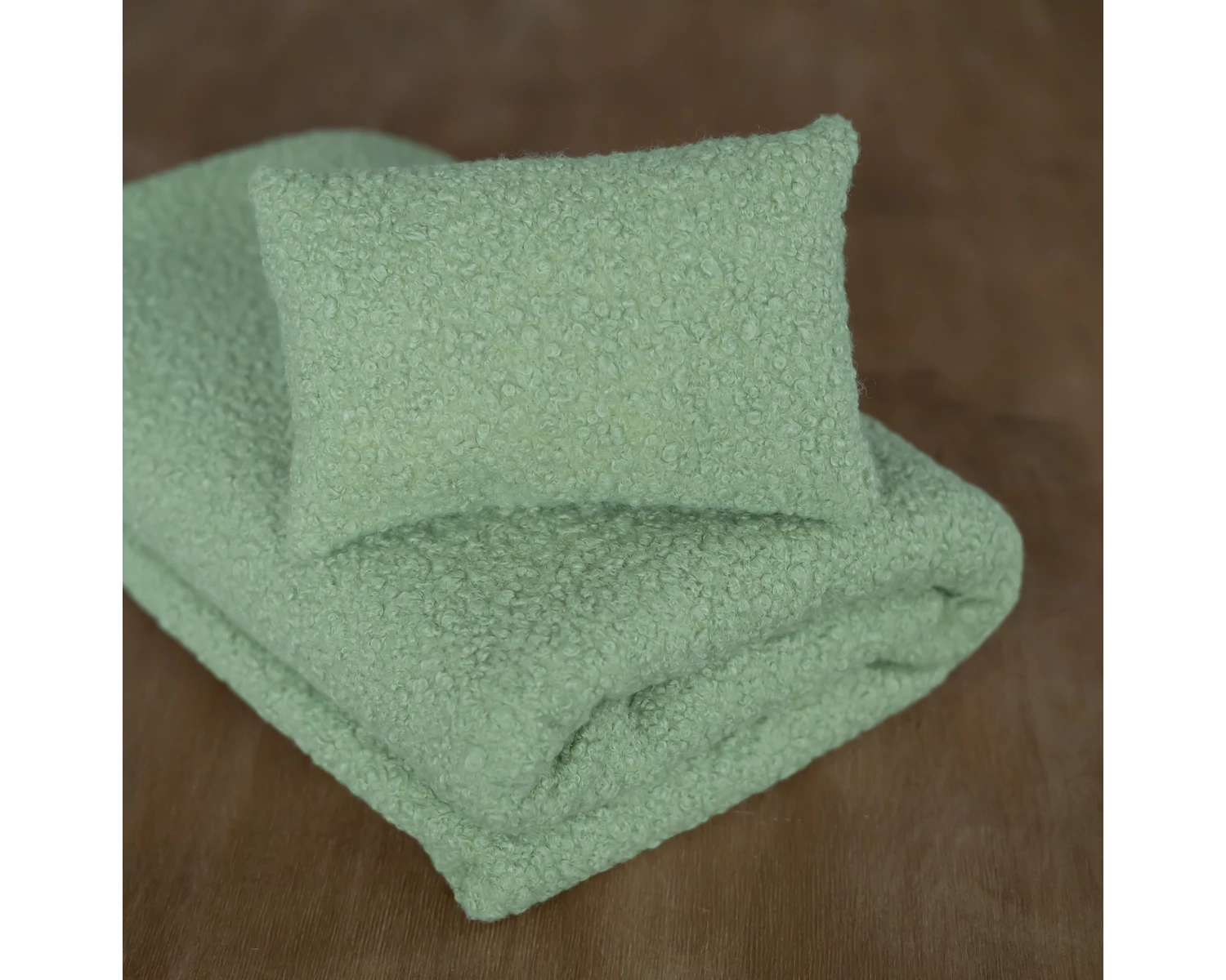 Boucle Beanbag Backdrop and Cushion Set - Pistachio Green