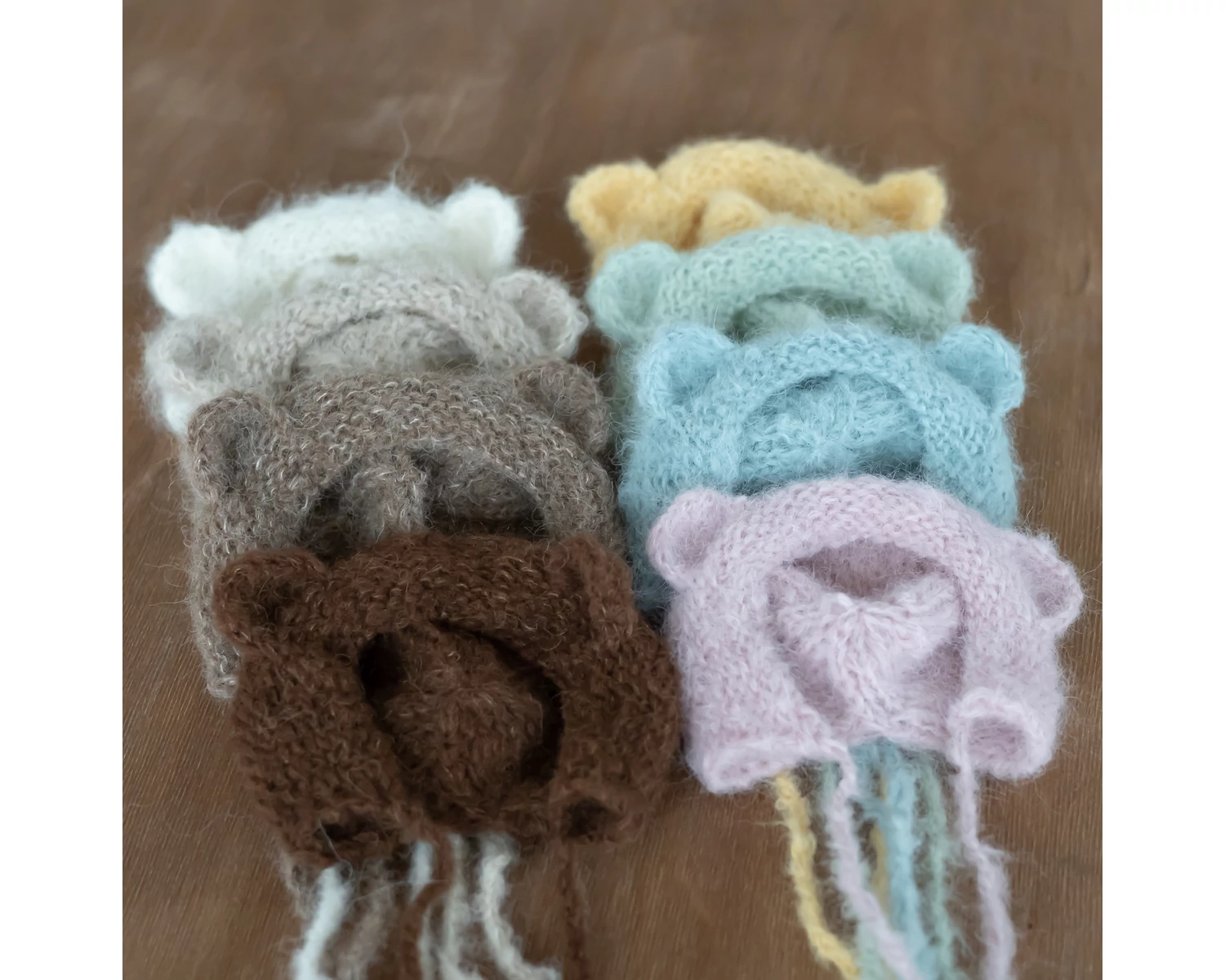 Leight Beige Mohair Teddy Bear Bonnet