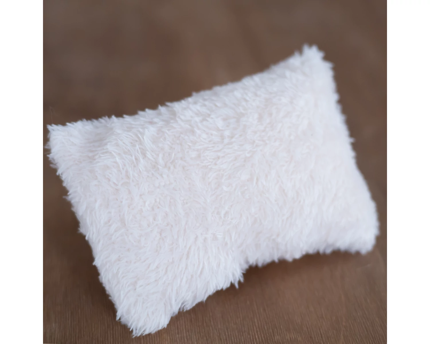 Ivory faux fur posing pillow - newborn photo prop