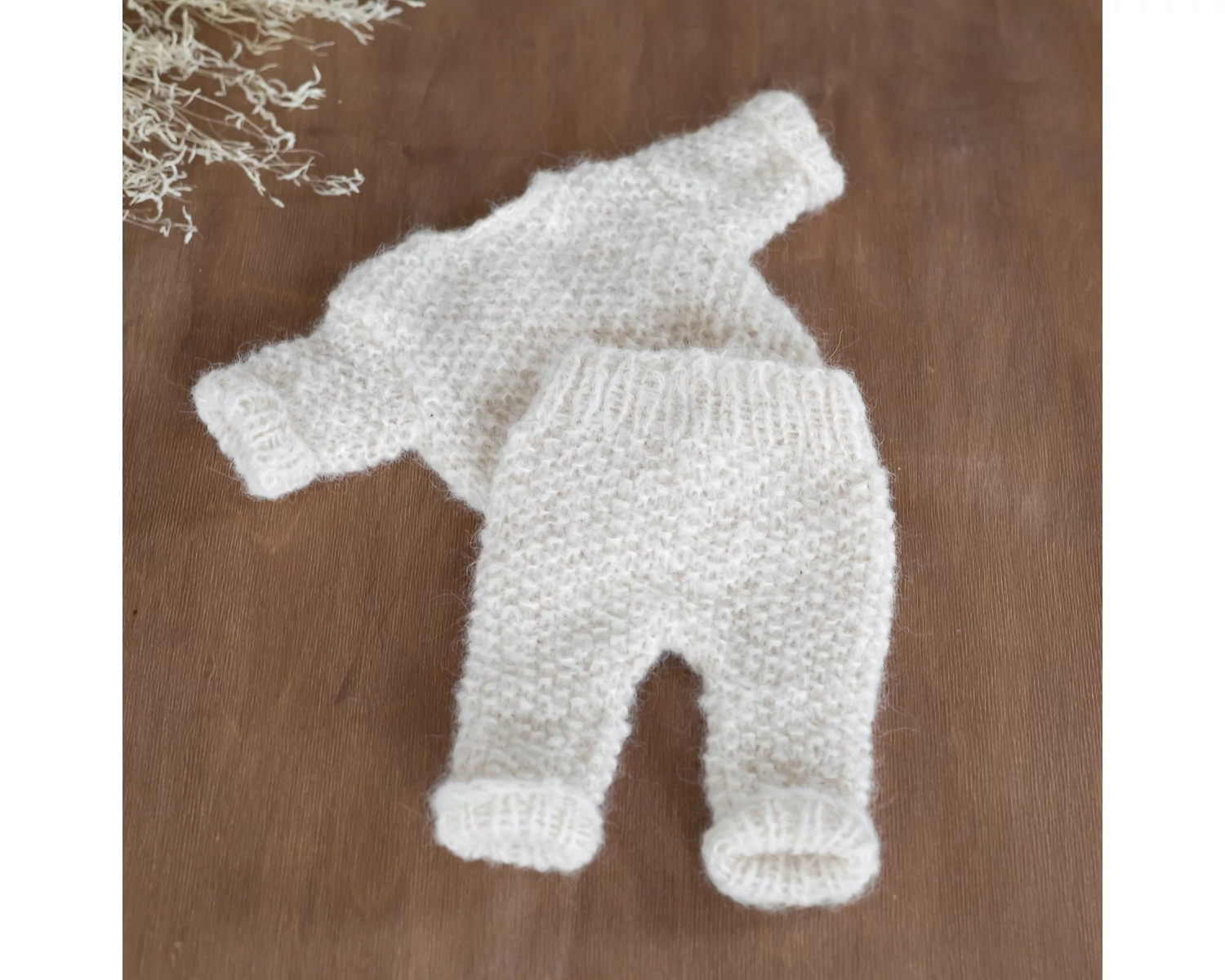 PRE-ORDER off white hand-knitted sweater and pants set