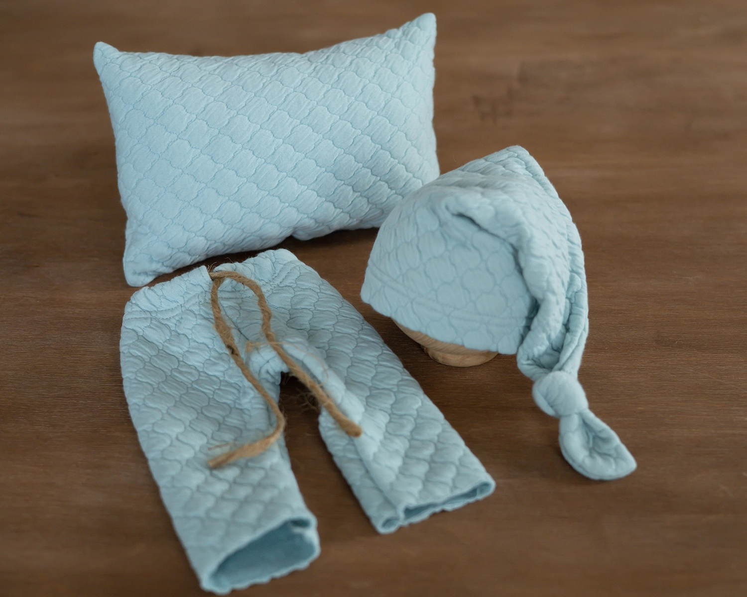 Sage Newborn Patterned Set: Pants, Pillow and Sleepy Hat