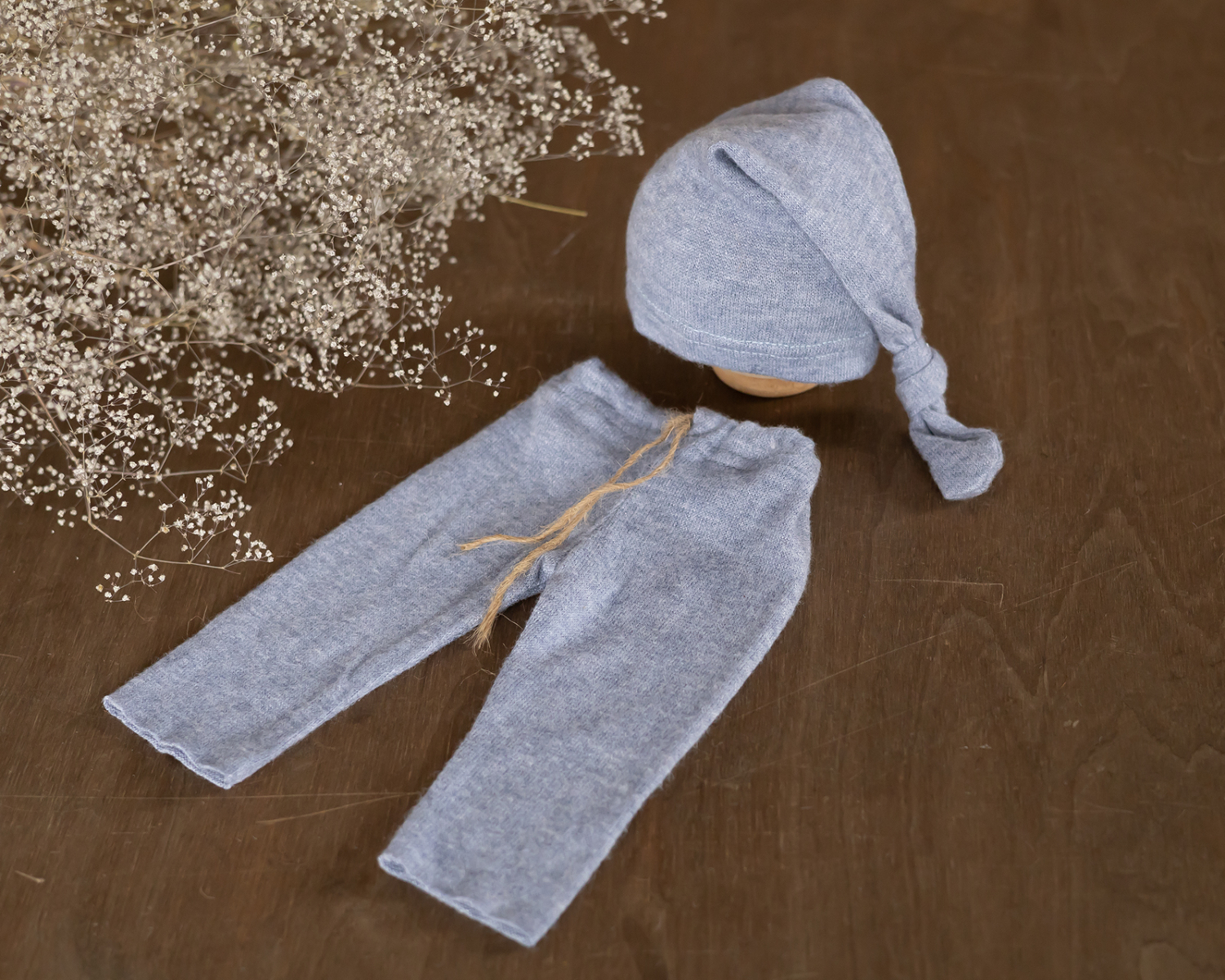 Slate Newborn Set: Pants and Sleepy Hat