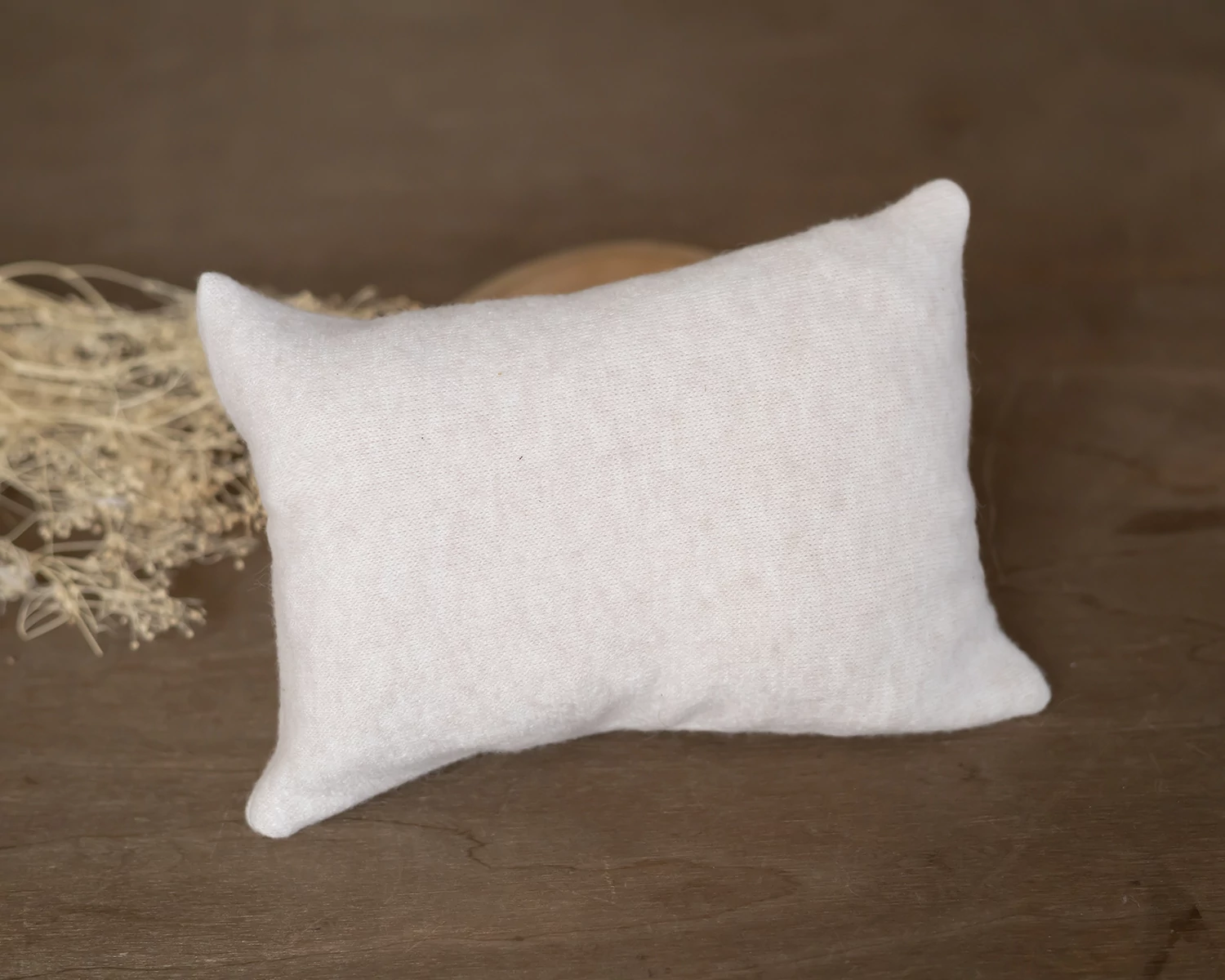 Pale beige posing pillow - newborn photo prop