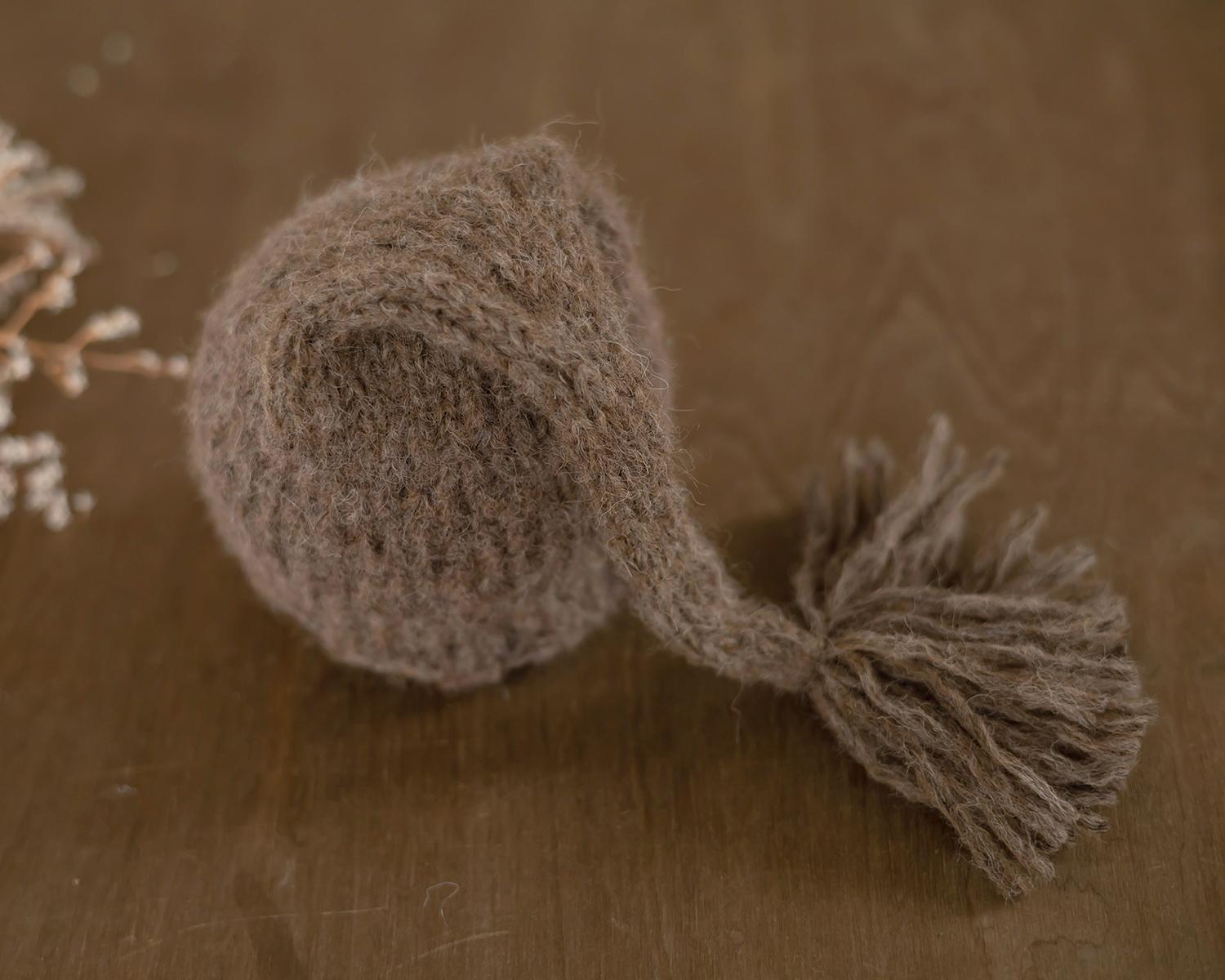 Brown Newborn Sleepy Hat