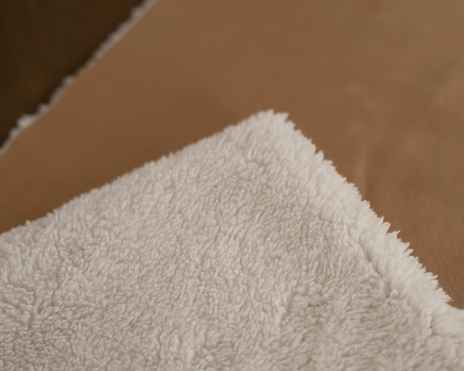 Brown - Off White Blanket 50x50cm
