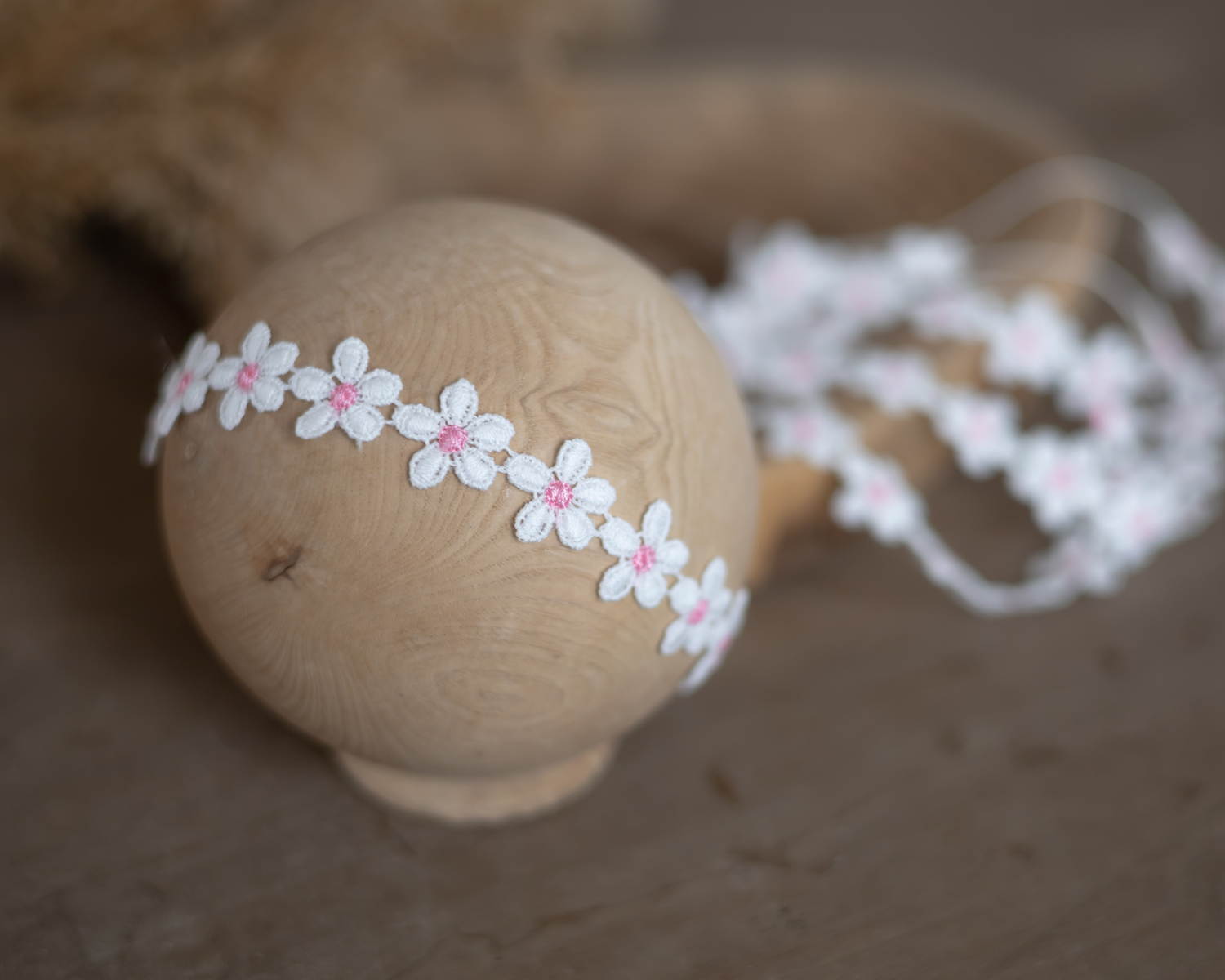Floral Lace Headband, White - pink