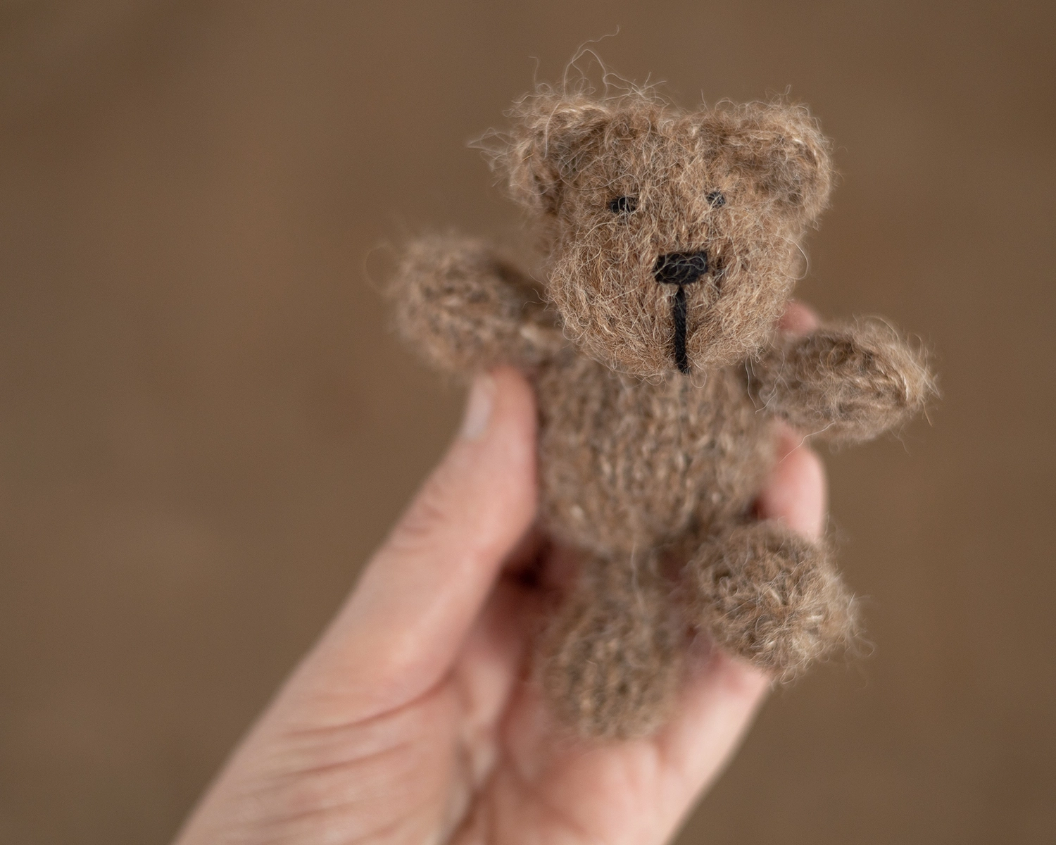 Brown Mini Knitted Bear Photo Toy