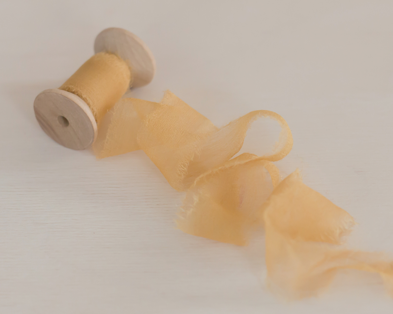Világos sárga selyem szalag - 2cm