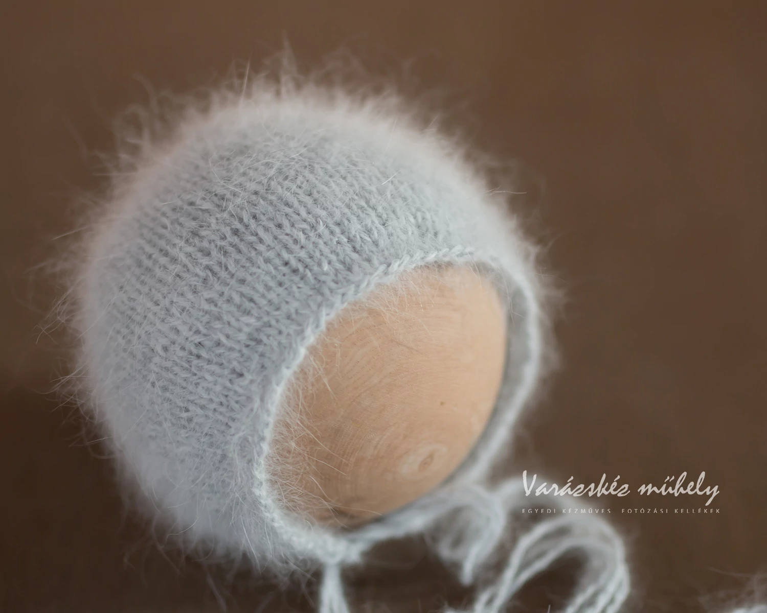 PRE-ORDER - Gray Angora Bonnet