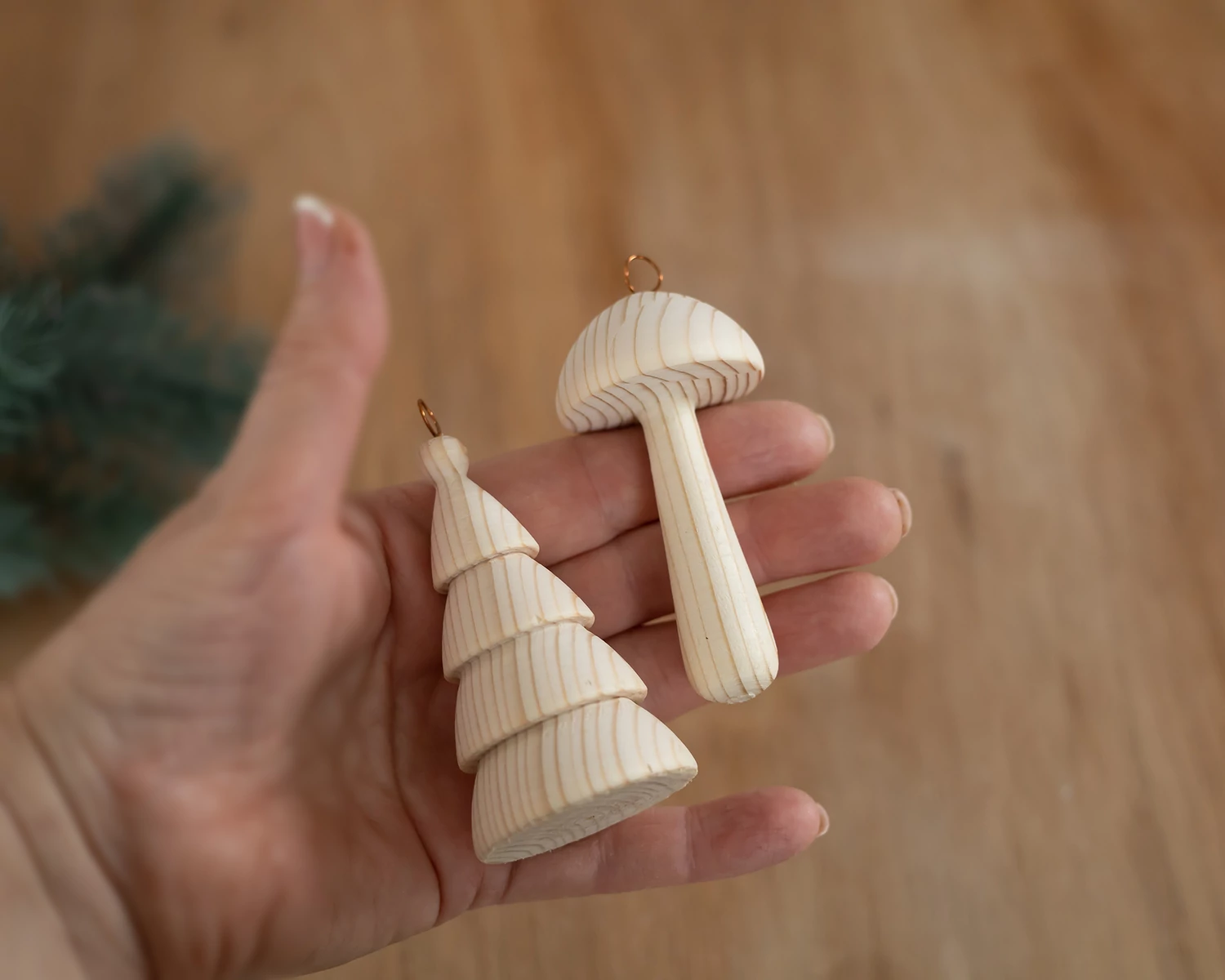 6 darabos kézzel esztergált fa karácsonyfadísz szett – kreatív, festhető, natúr, rusztikus vintage dekoráció