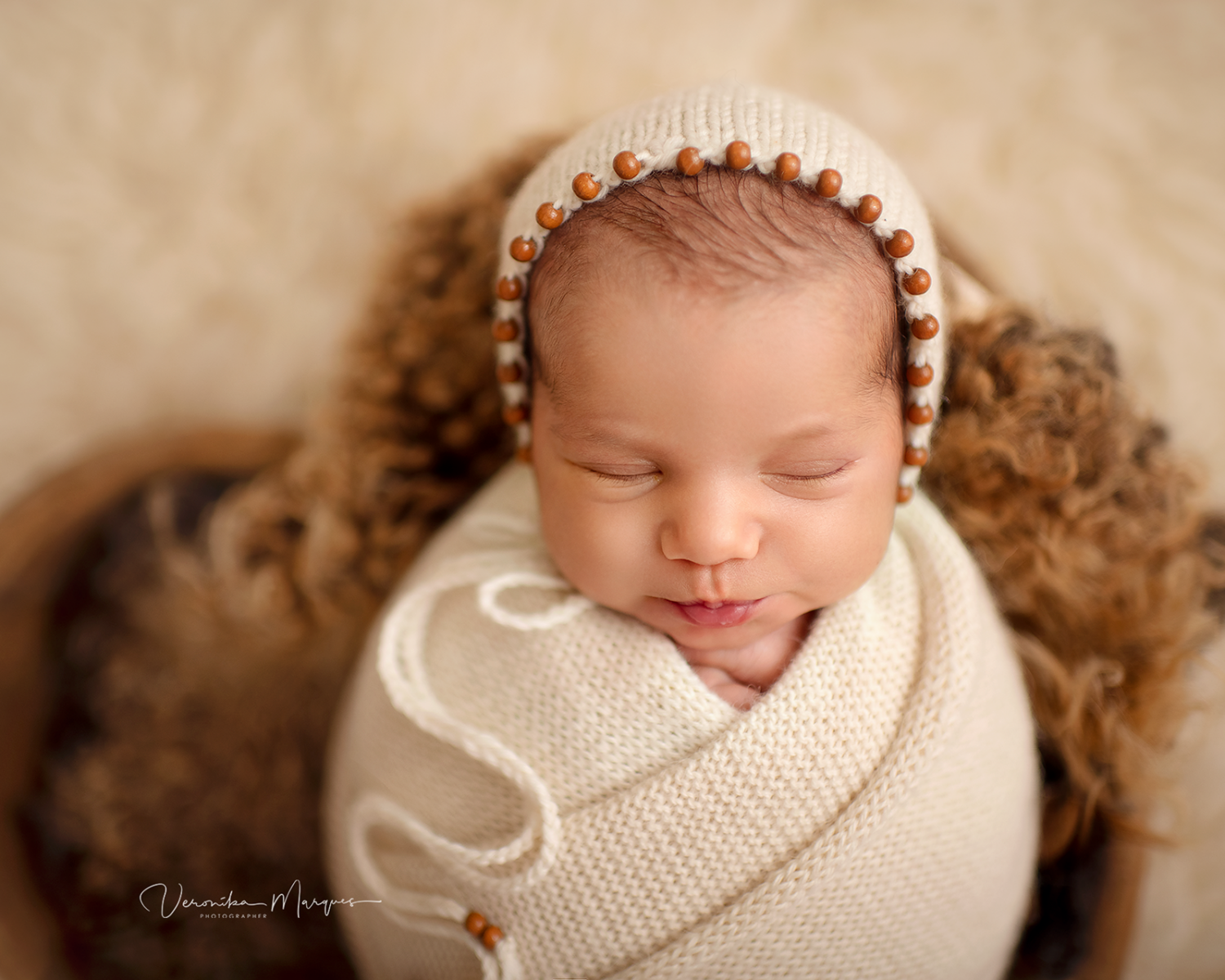 Ivory Newborn Bonnet with Wooden Pearl