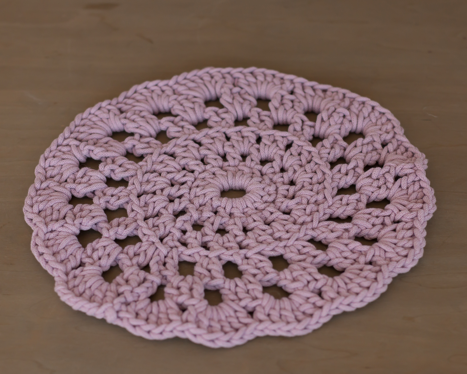 Dusty Pink Crochet Mini Round Rug