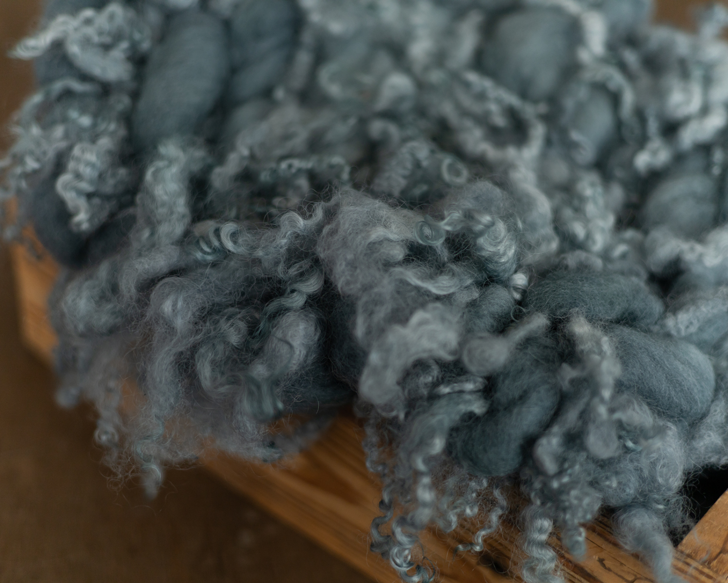 Rustic, Curly "Sea", Mini Wool Rug