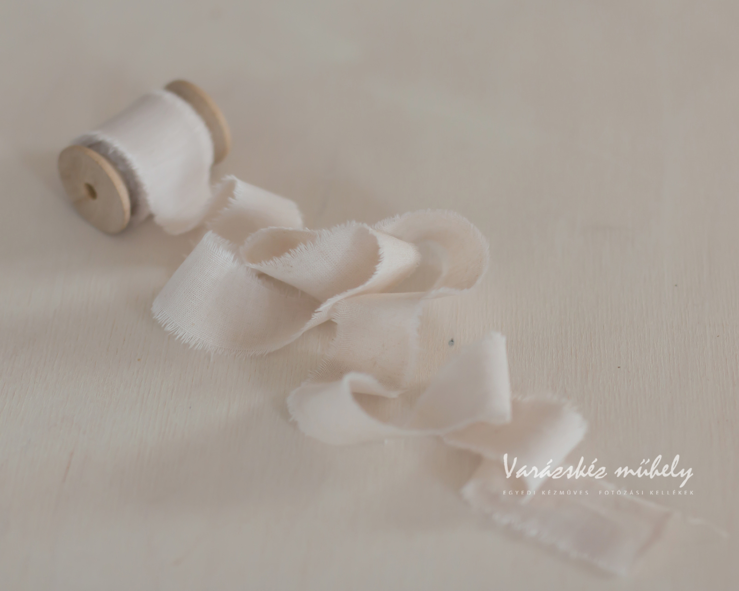 Of white Frayed Edge  Cotton Ribbon - 2,5cm