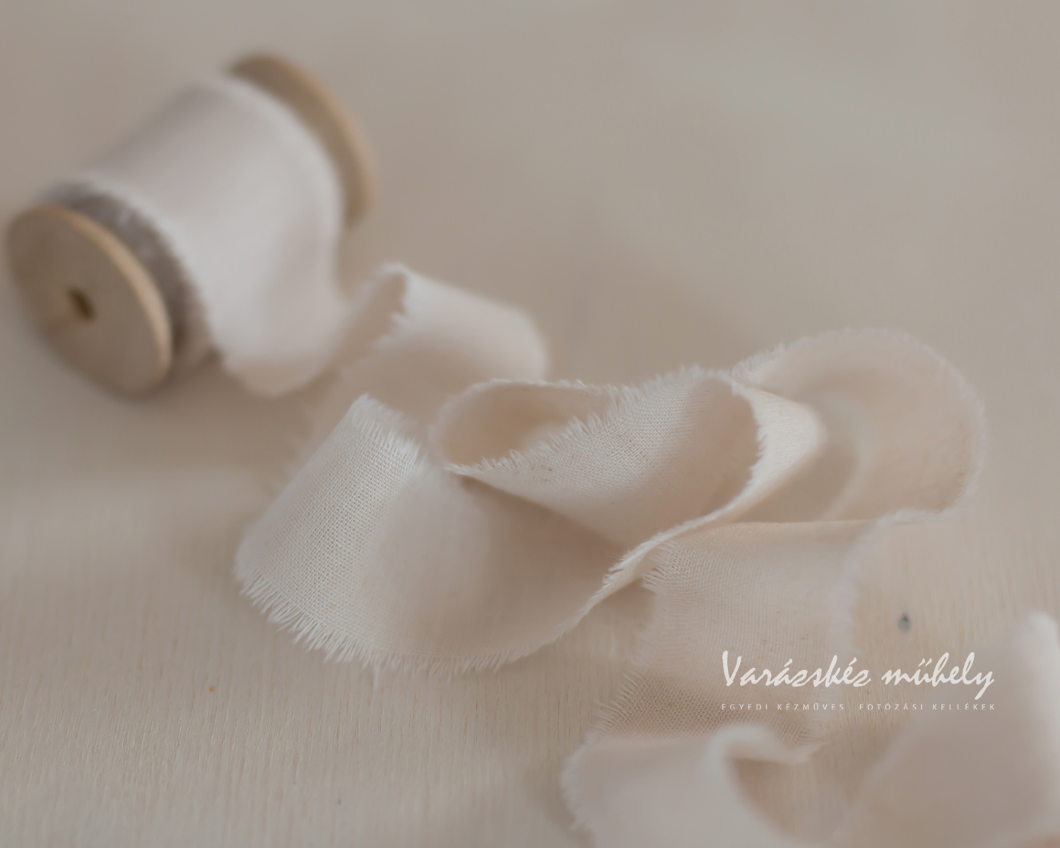 Of white Frayed Edge  Cotton Ribbon - 2,5cm