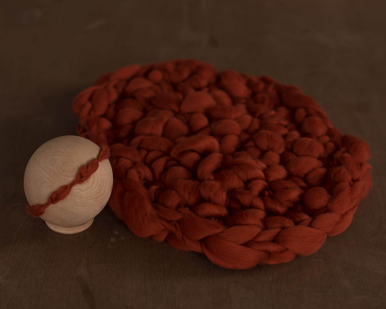 Oval Chunky Rust Red Blanket / Layer