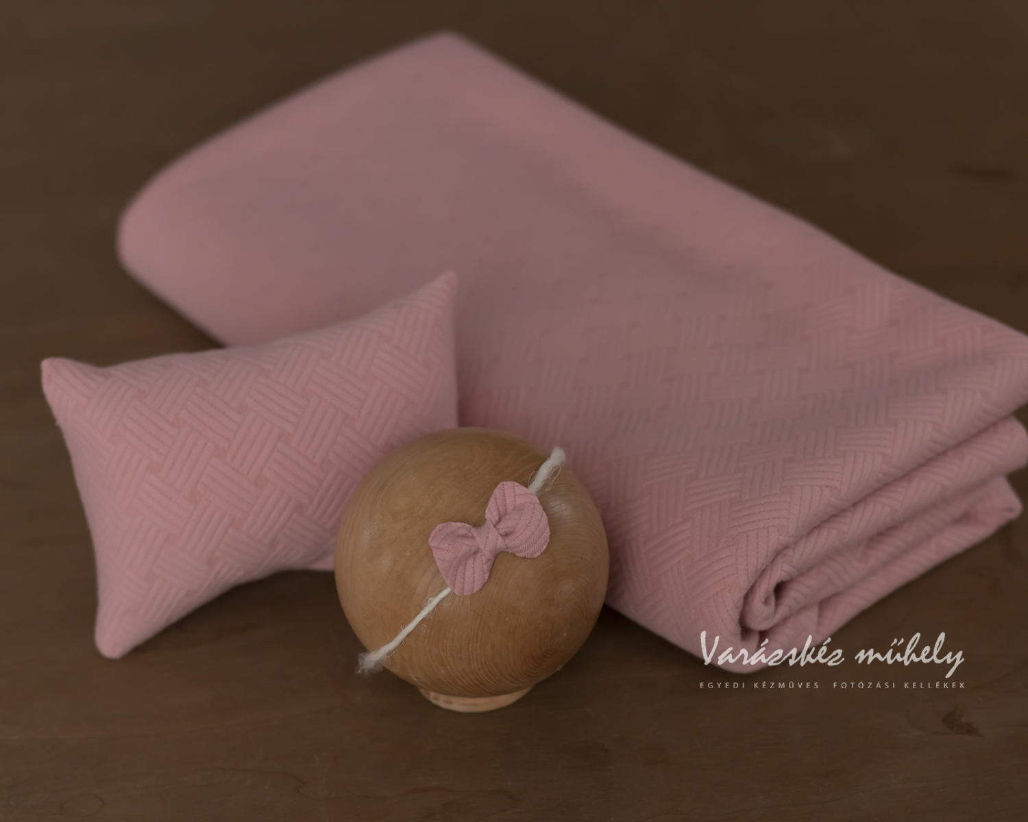 Antique Pink Set: Beanbag Backdrop, Posing Pillow and Newborn Headband