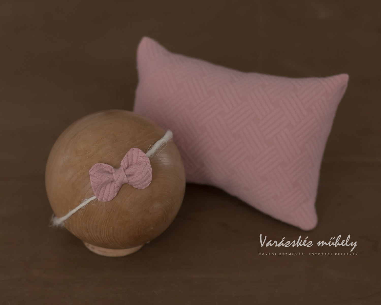 Három részes antik rózsaszín szett: babzsák takaró, pozícionáló párna és újszülött fejpánt