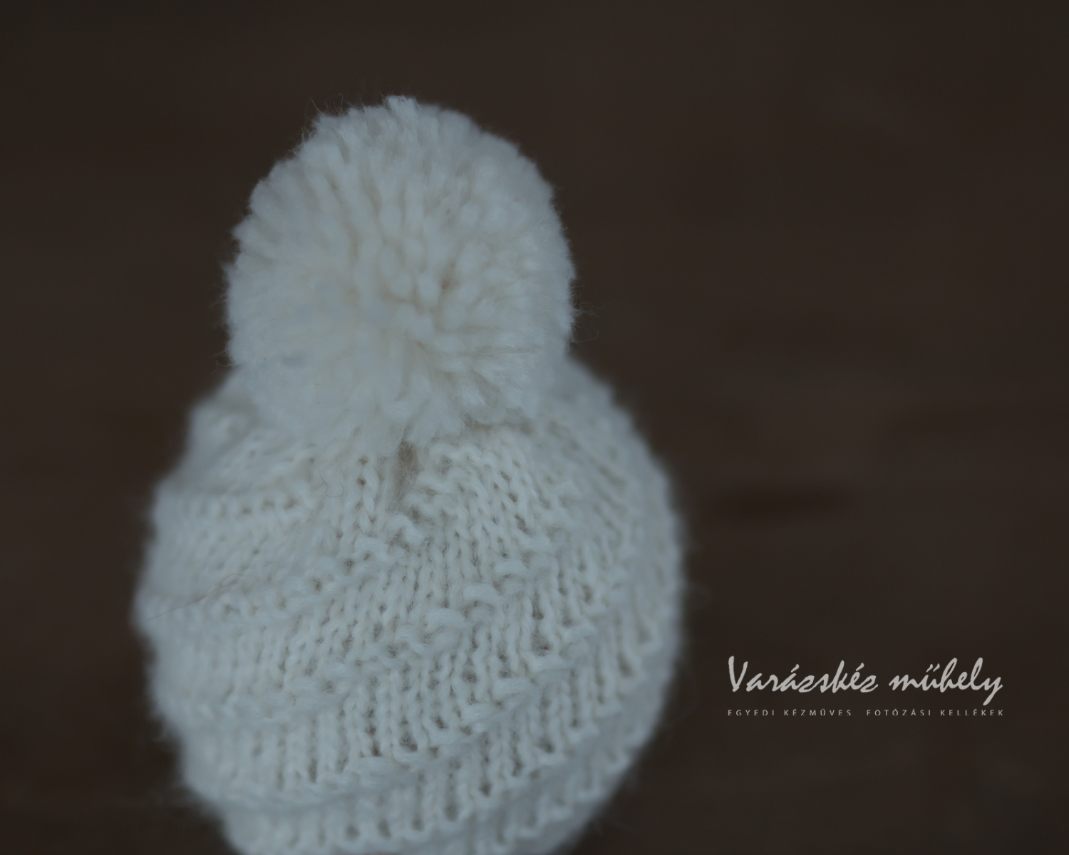Ivory Knitted Newborn Hat