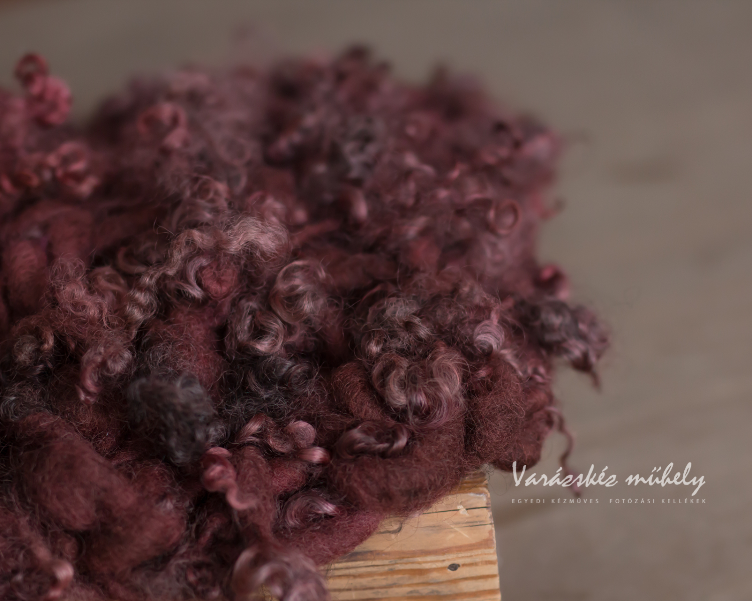 Rustic, Curly Dark Mauve, Mini Wool Blanket / Layer