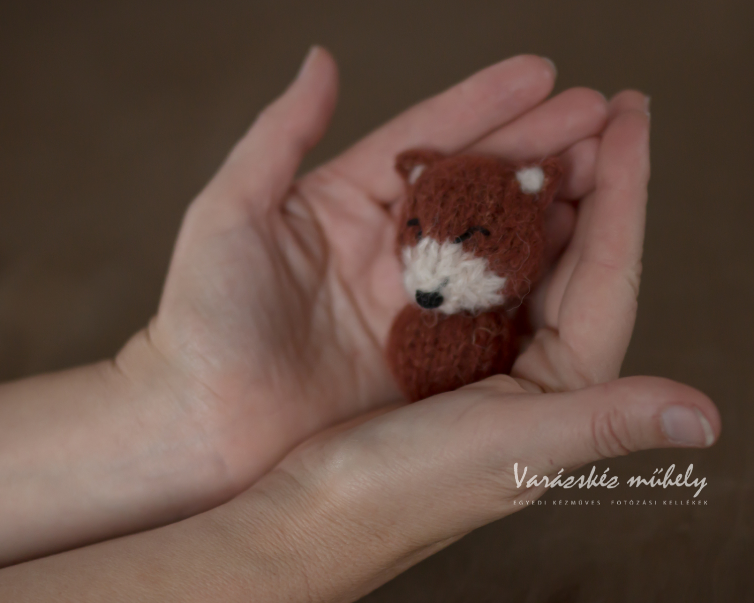 Knitted Mini Mohair Fox Rust