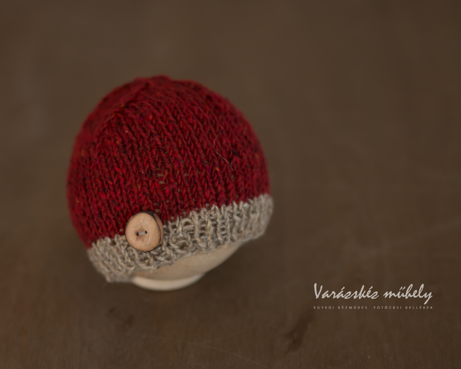 Rustic Claret Beige Hat with Wooden Button