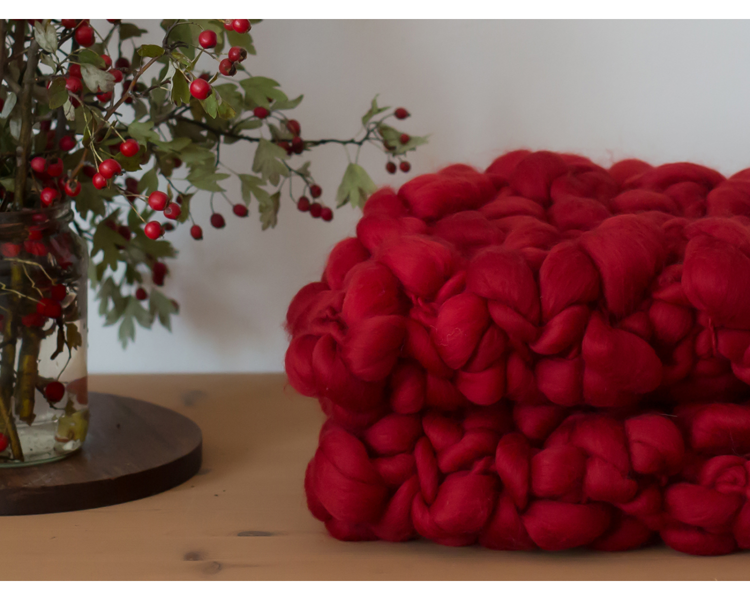 PRE-ORDER  - Oval Chunky Red Blanket / Layer