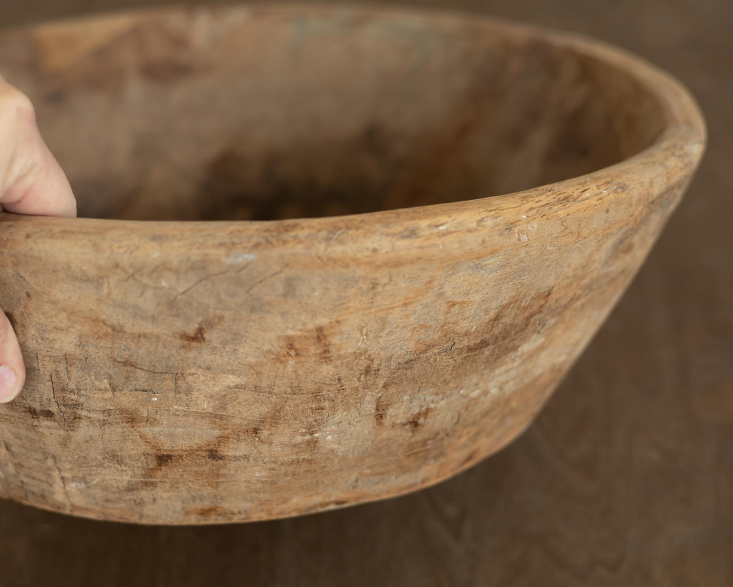"8" Natural color round wooden bowl  40-42cm