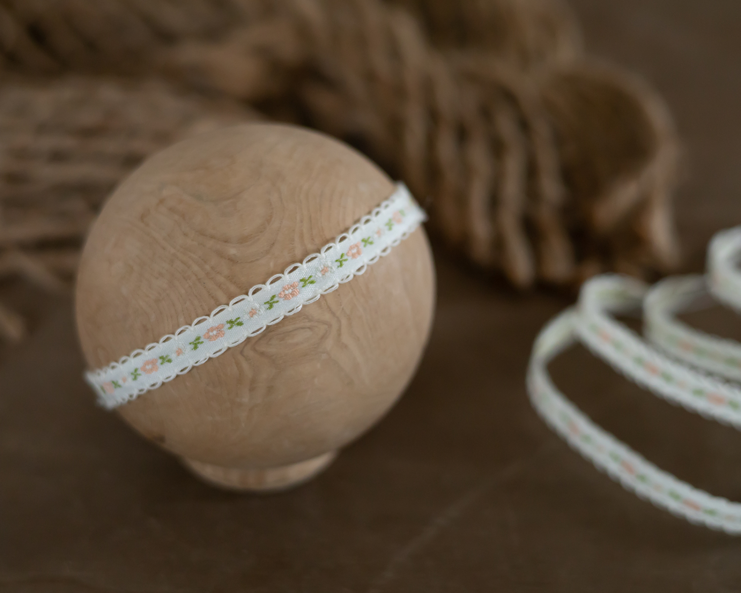 Embroidered Headband, Of white