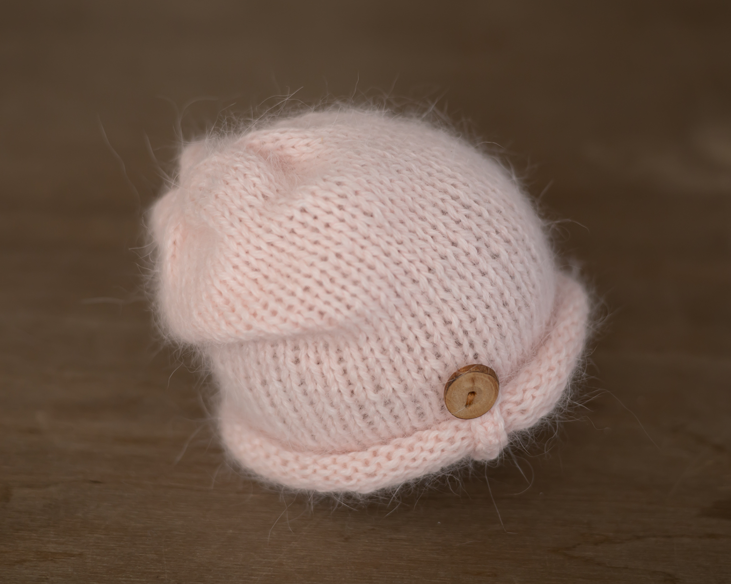 Pale Peach Newborn Slouchy Hat 