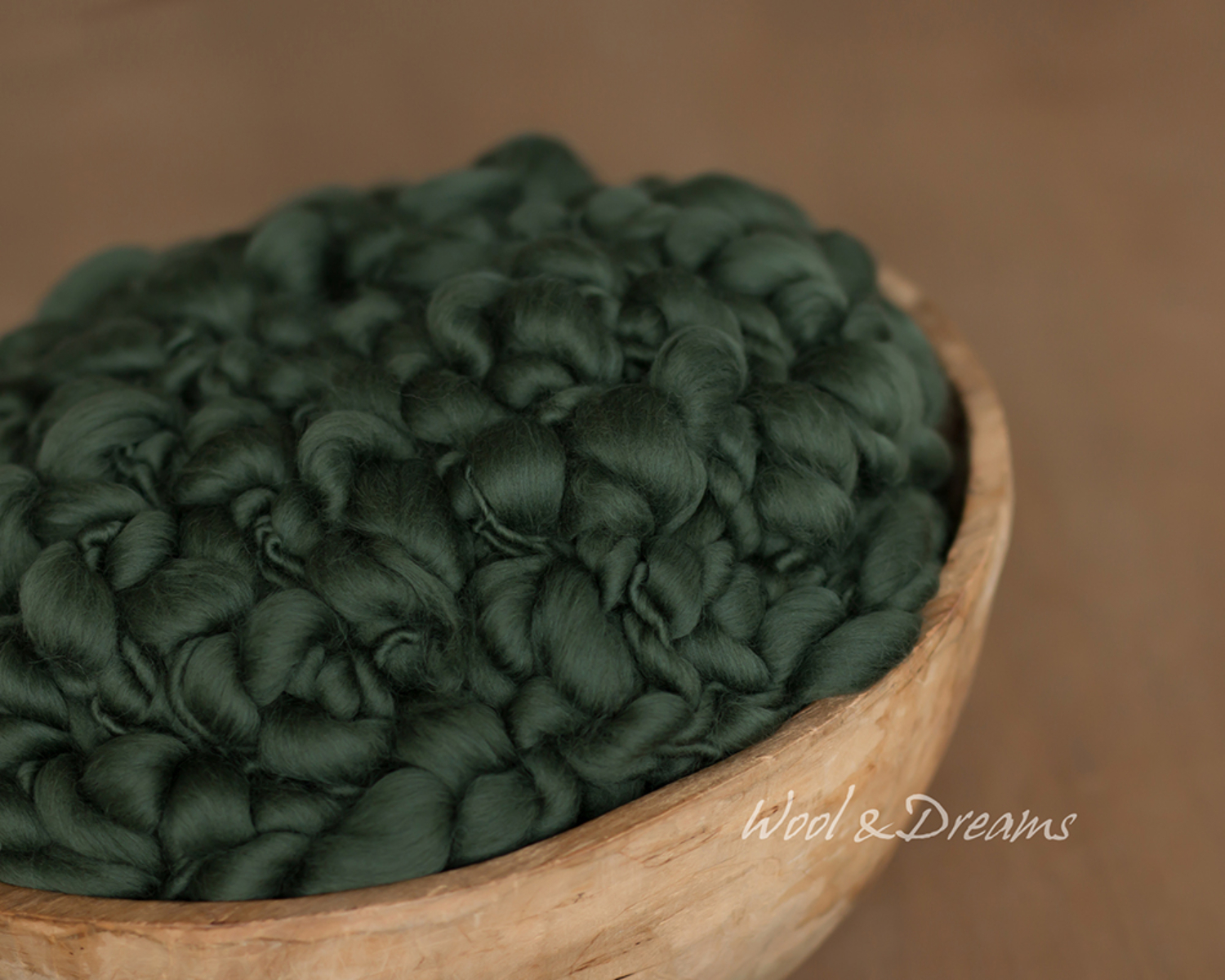 Oval Chunky Deep Green Blanket / Layer