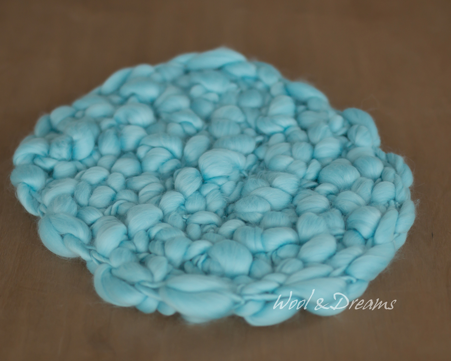PRE-ORDER  - Oval Chunky Sea Blue Blanket / Layer